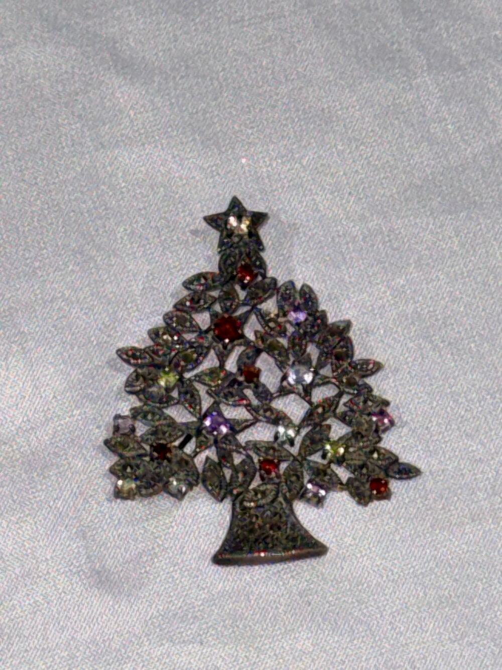 Vintage Sterling Silver Marcasite Christmas Tree Brooch Pendant, Thailand 925